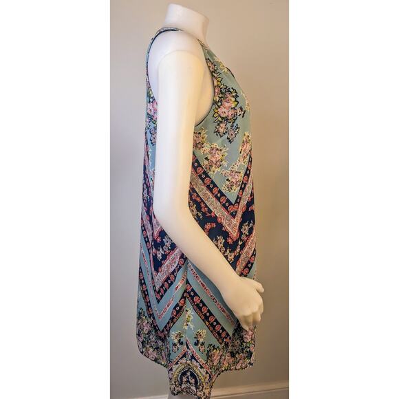 New A Byer Shift Dress Sz Large Midi Sleeveless Flowy Floral Boho Chevron Stripe - Picture 7 of 12